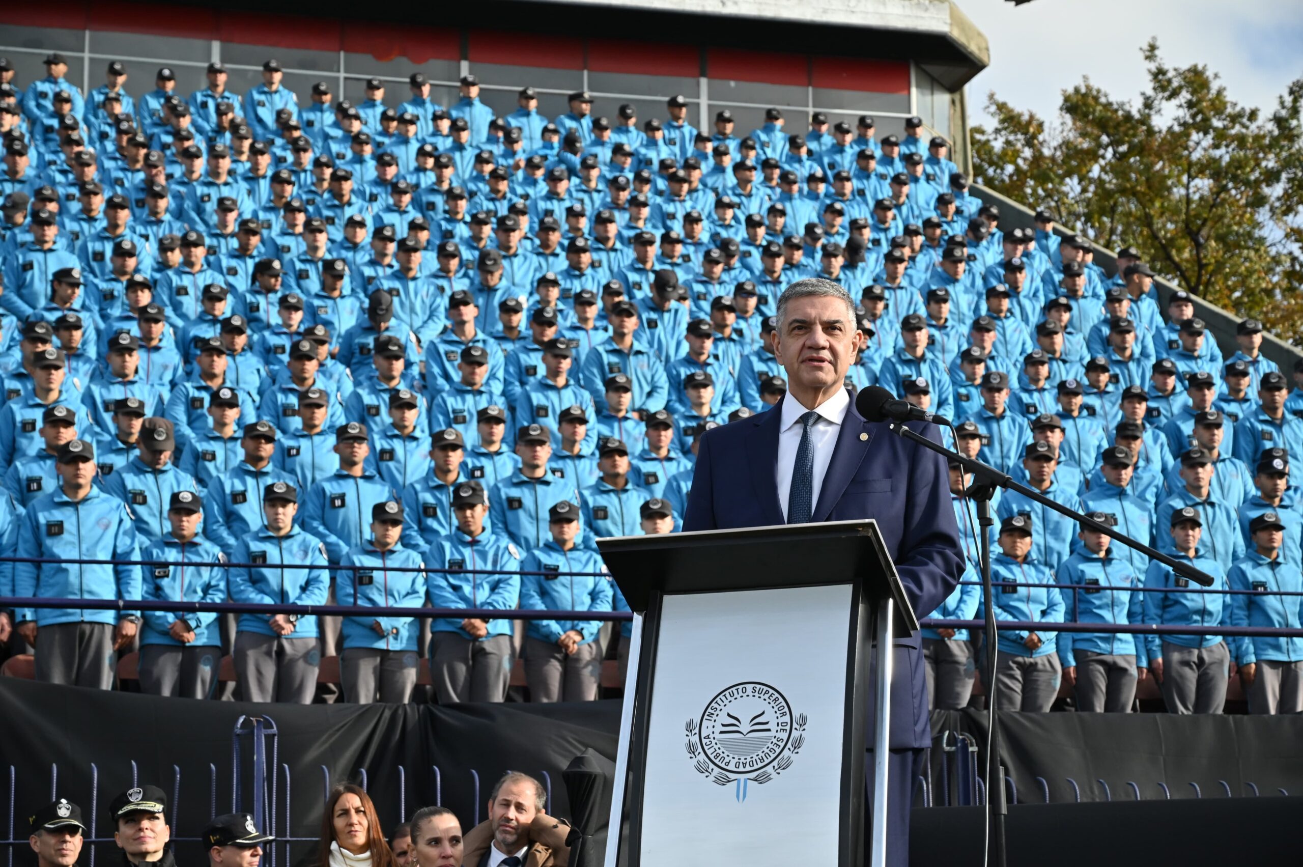 CABA suma 650 policías y Jorge Macri advierte: “Si del otro lado reina el caos, vamos a ser un muro contra la barbarie”