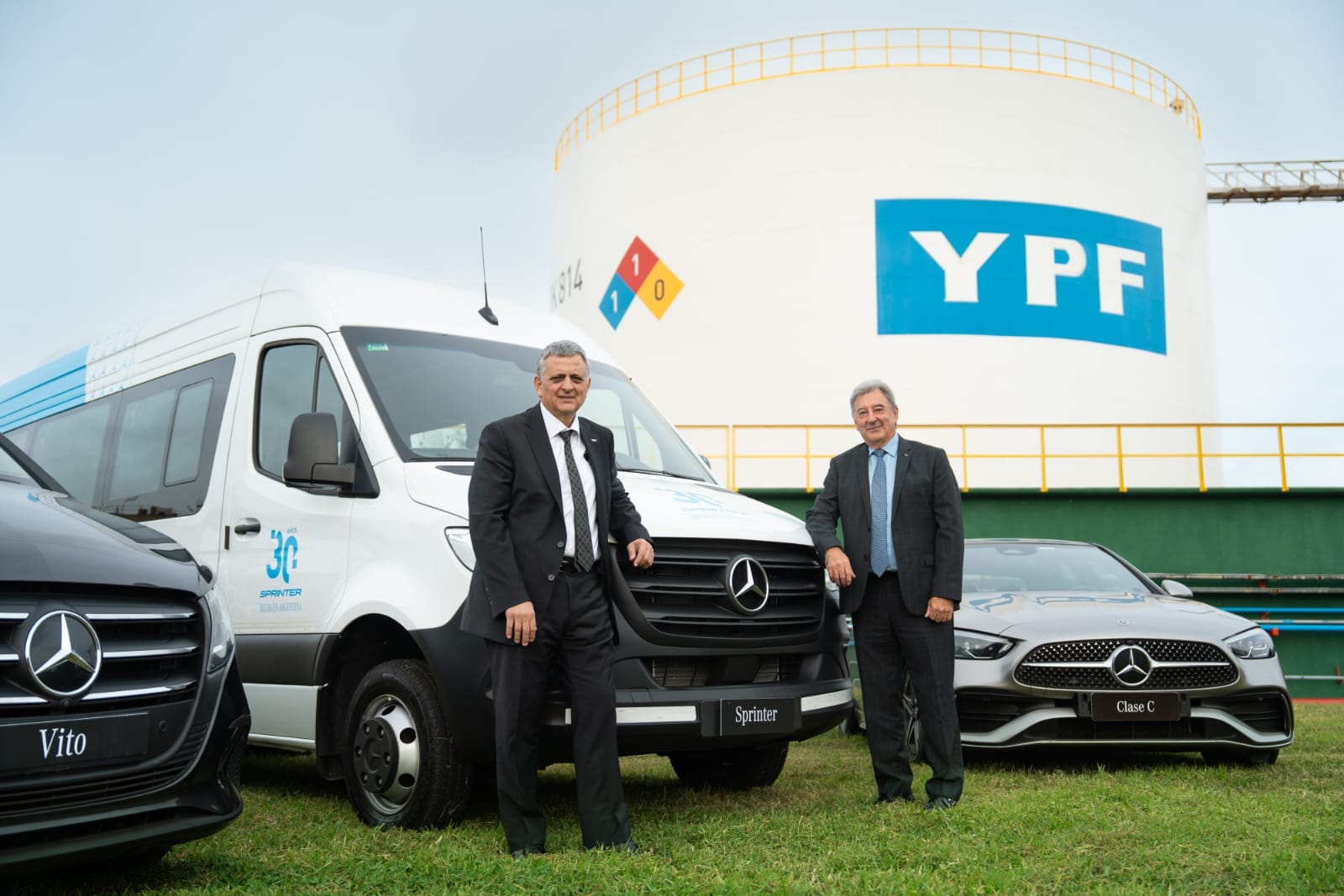 Alianza estratégica: YPF y Prestige Auto firman un acuerdo para impulsar la innovación en movilidad y transporte