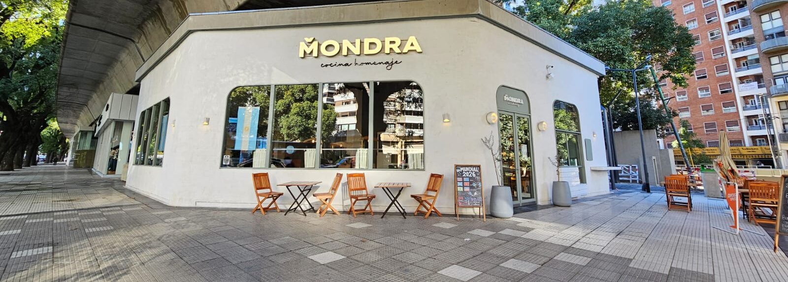 Revolución gourmet en el Bajo Belgrano: Mondra consolida su propuesta de cocina de barrio con un producto de alta gama