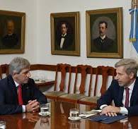 Luis Caputo y Rogelio Frigerio firmaron el Régimen de Extinción de Obligaciones Recíprocas