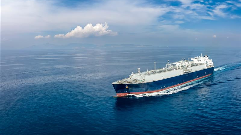 Vaca Muerta al mundo: YPF y Neuquén firmaron el acuerdo marco para el mega-proyecto Argentina LNG