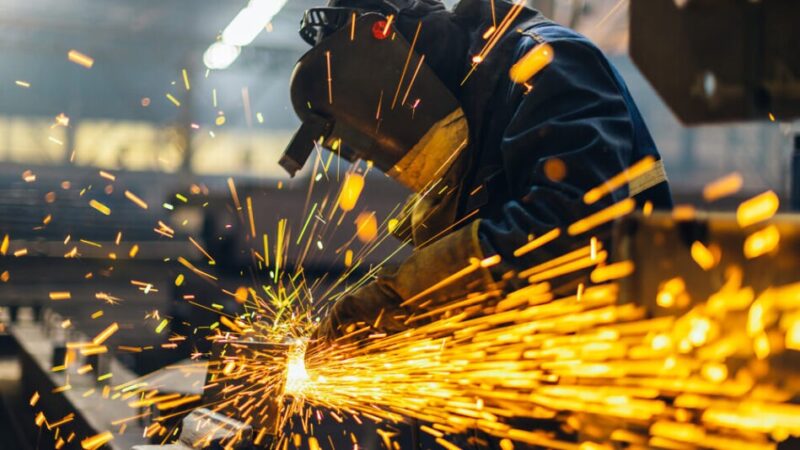 ADIMRA advierte que la producción metalúrgica se contrajo un 6% en el primer cuatrimestre