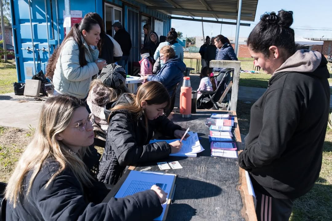 En La Plata recorren los barrios para vacunar y prevenir enfermedades