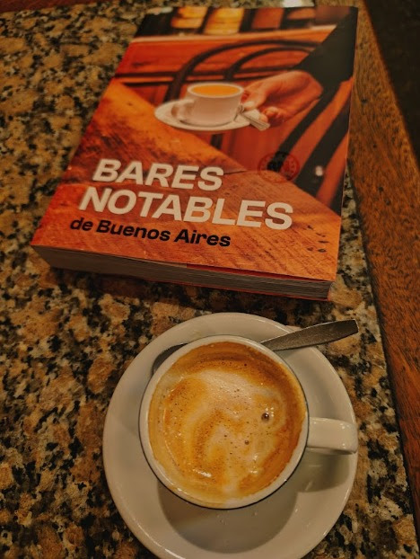 Extienden la convocatoria del concurso «Un café, una historia» para escritores e ilustradores