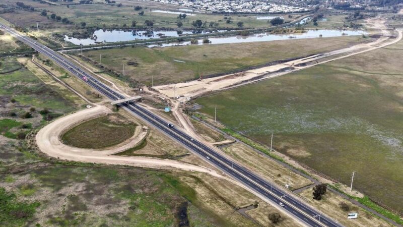 Kicillof suma $48.752 millones  a Vialidad para sostener obras en rutas provinciales