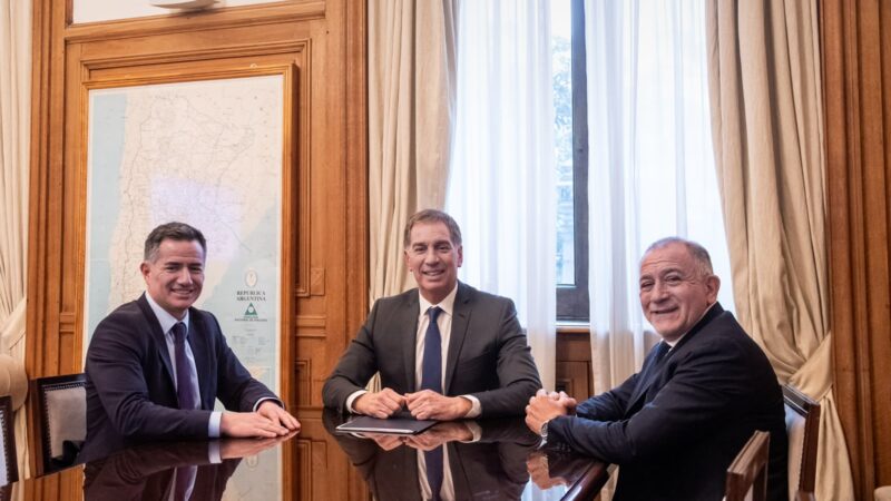 Santilli se reunió con Bornoroni y Juez en Casa Rosada