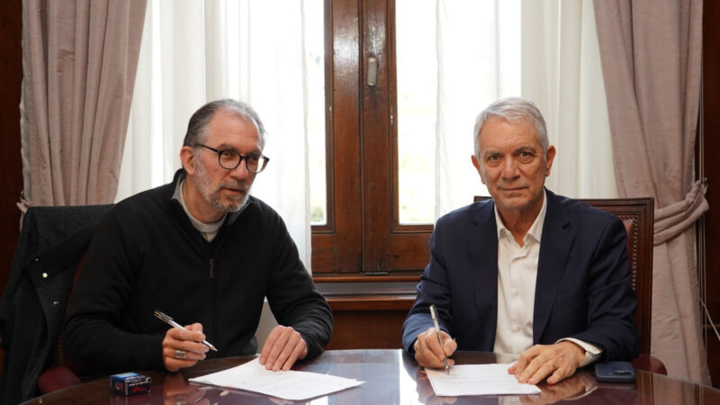 Inclusión social en La Plata: Alak y el Arzobispado firman convenio para abrir un refugio para mujeres