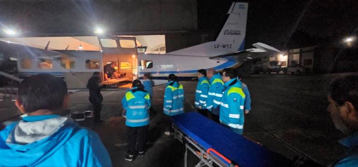 Vuelo sanitario: trasladan desde Jujuy a dos pacientes politraumatizados a hospitales de La Plata