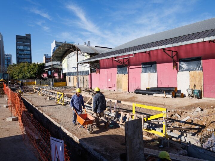 CABA: el gobierno construye una plaza donde antes había un estacionamiento y beneficiará a más de 70 mil vecinos