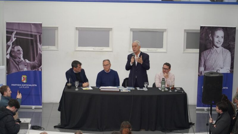 La Plata: Alak junto a Alberto Descalzo: “En el peronismo no sobra nadie, necesitamos a todos”