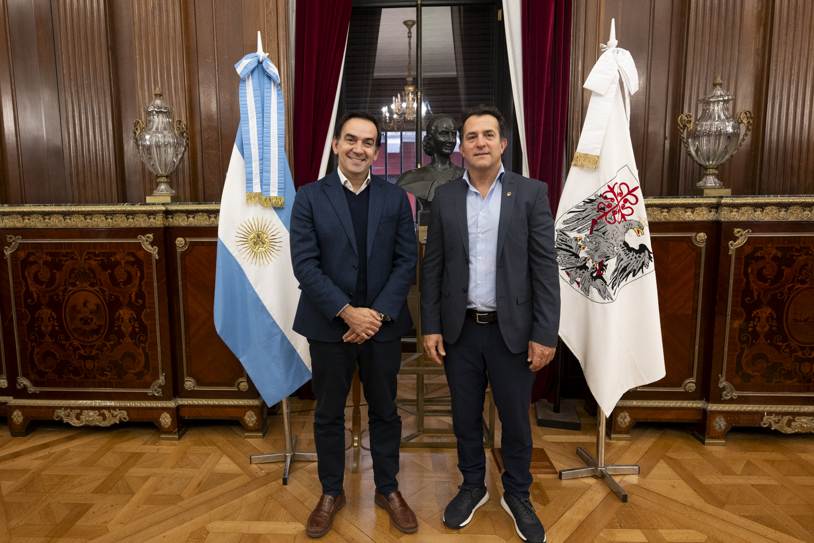 Formación dirigencial y cooperación: Gribaudo y Quintana rubricaron un acuerdo marco en el Salón Eva Perón