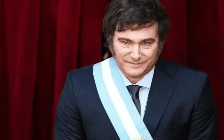Según una consultora, la aprobación de la gestión de Milei cae al 31,4%