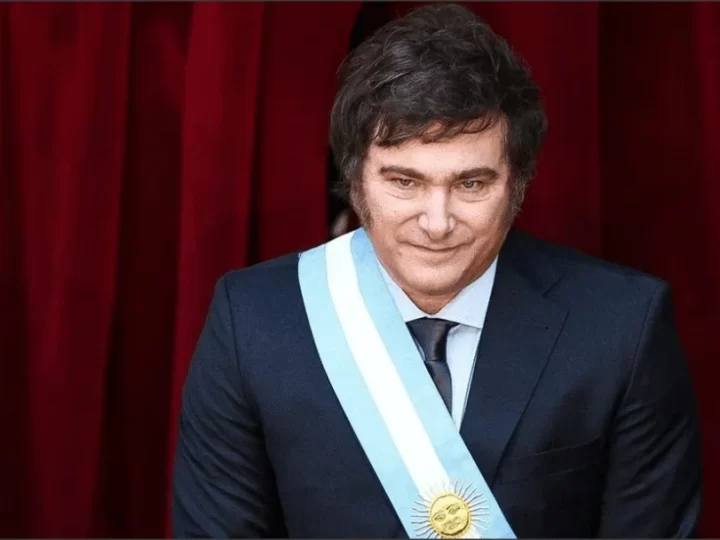 Según una consultora, la aprobación de la gestión de Milei cae al 31,4%