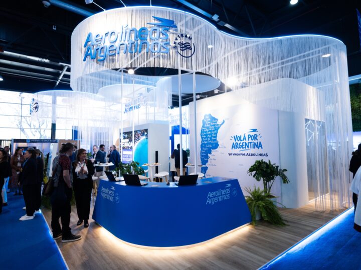 Aerolíneas Argentinas presenta en la FIT su oferta para el verano 2027 con un 13% más de asientos y nuevas rutas