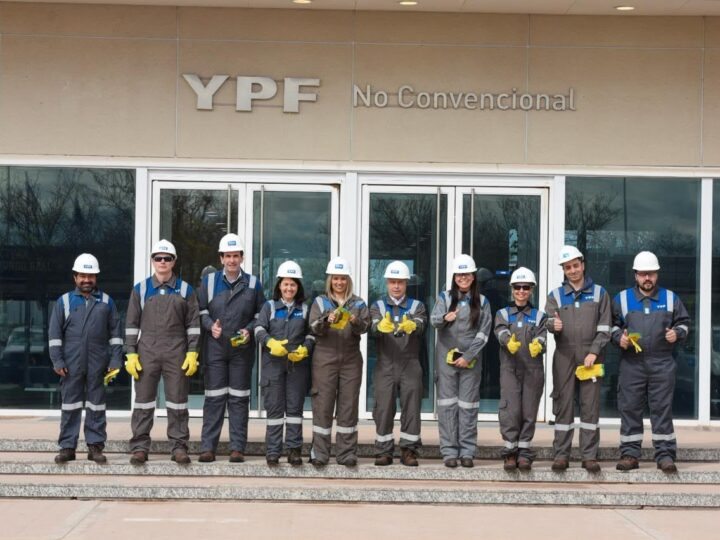 Neuquén: Senadores nacionales recorrieron el yacimiento Loma Campana y el Instituto Vaca Muerta