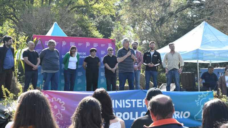 Rodríguez encabezó la Feria de Semillas Nativas