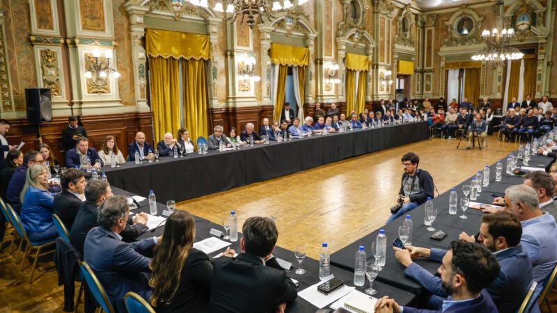 Kicillof reunió en La Plata a empresarios de energía y minería
