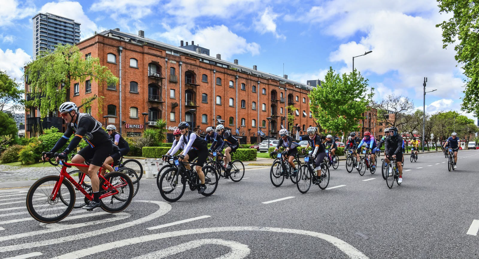 Se viene la 4ª edición del Gran Fondo Buenos Aires con más de 3.500 ciclistas