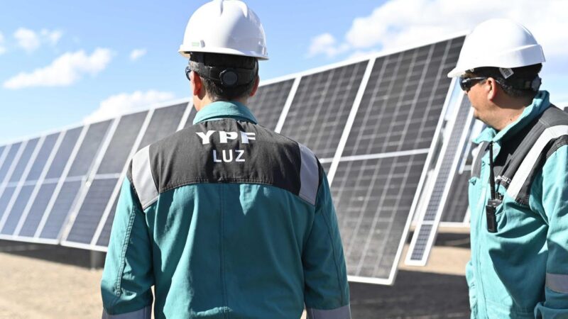 YPF toma el control total de YPF Luz tras acordar la compra de las acciones de BNR Power