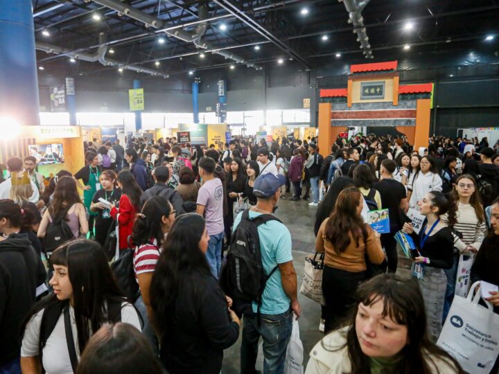 Expo Empleo BA 2026 en La Rural: la Ciudad ofrece 2.500 vacantes laborales en el Pabellón Ocre