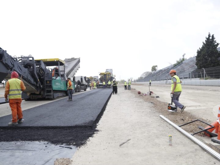 Avance histórico en el Autódromo de Buenos Aires: comenzó el asfaltado de cara al MotoGP y la Fórmula 1