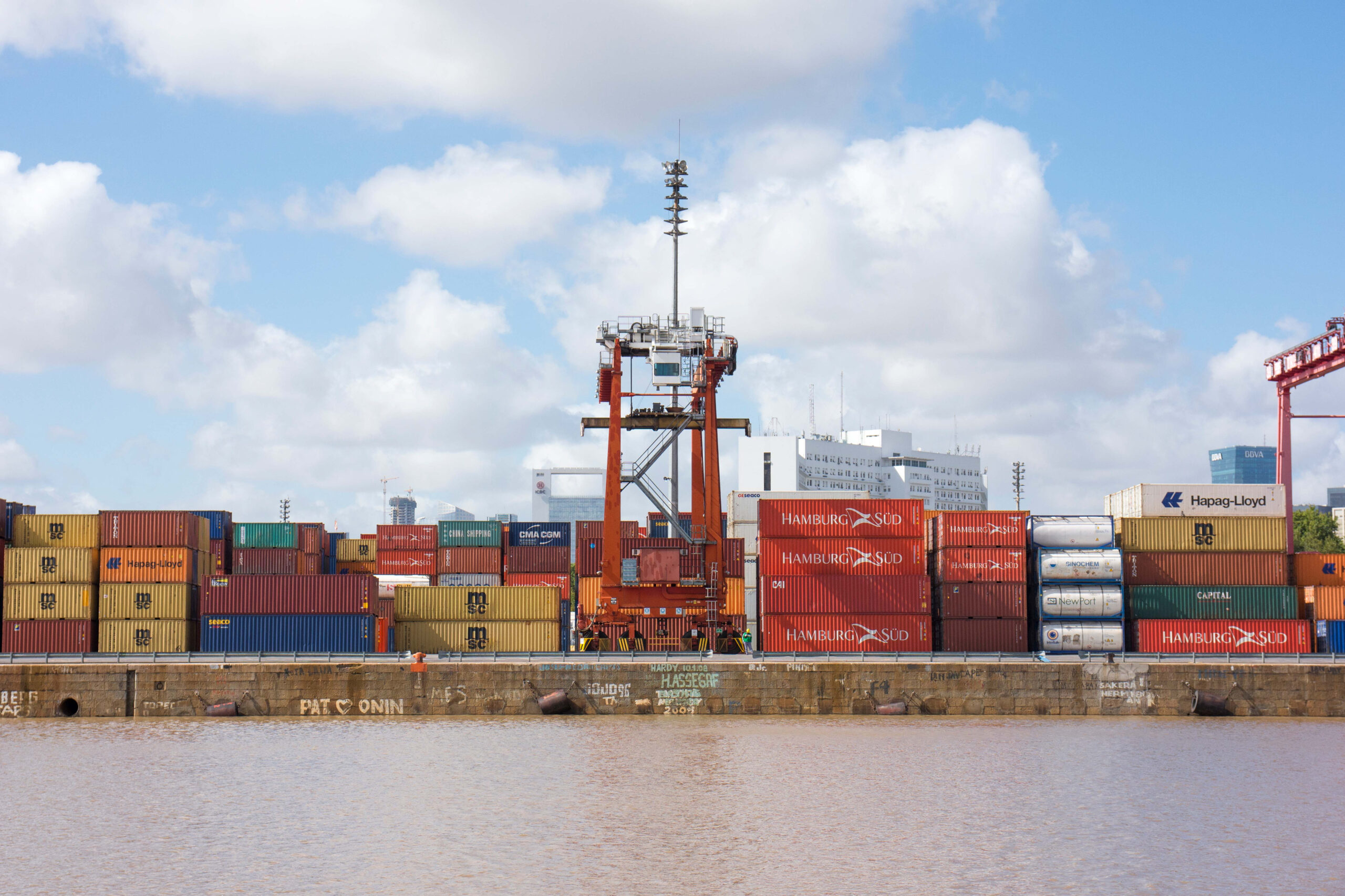 Récord histórico: las exportaciones argentinas crecieron un 21,4% hasta agosto